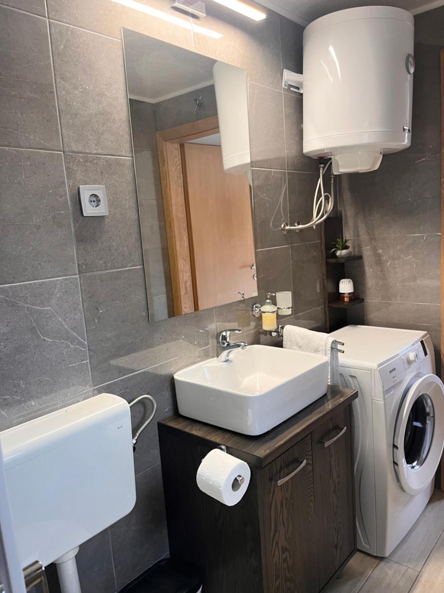 Apartma Beny With Sauna Zaga Eksteriør bilde